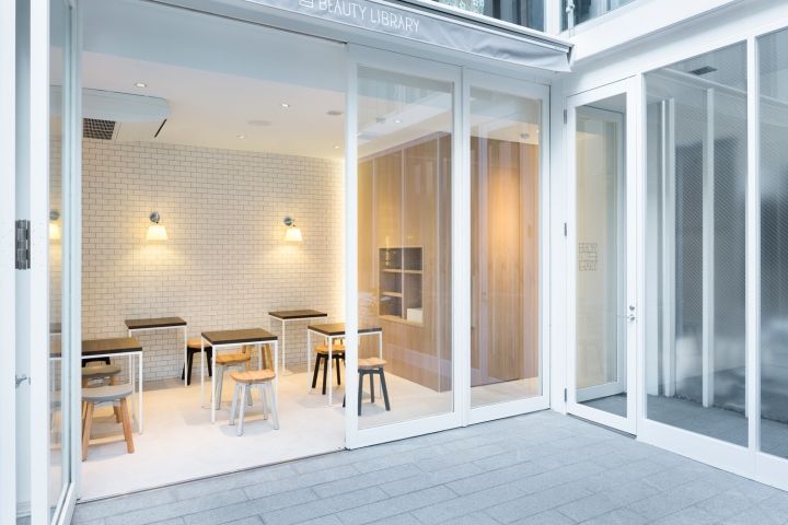極簡風(fēng)格化妝品體驗店裝修設(shè)計案例