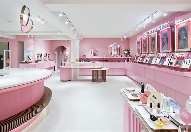 合肥化妝品店裝修怎樣才能使店面形象有特色呢？